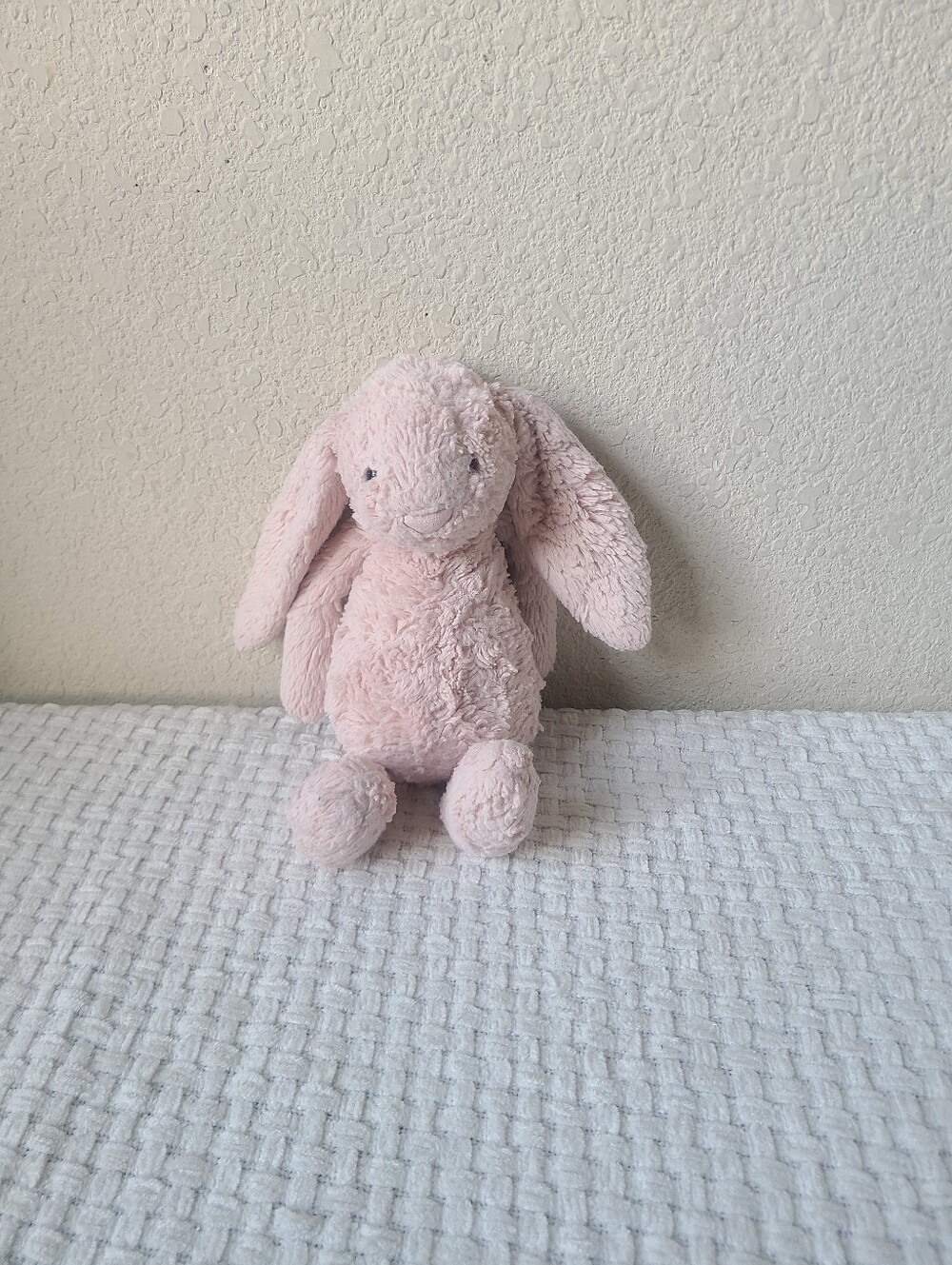 Jellycat Plush Bashful Pink Bunny Stuffed Animal Soft Cuddly Toy